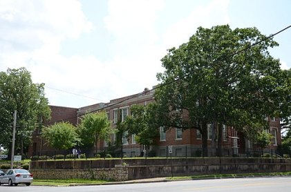 500px-Robert_E._Lee_School.JPG